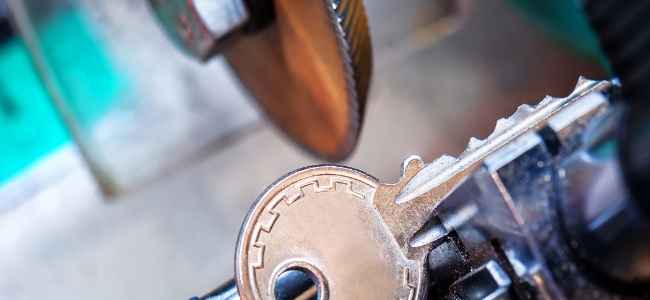 The reasons why locksmiths make better keys than kiosks