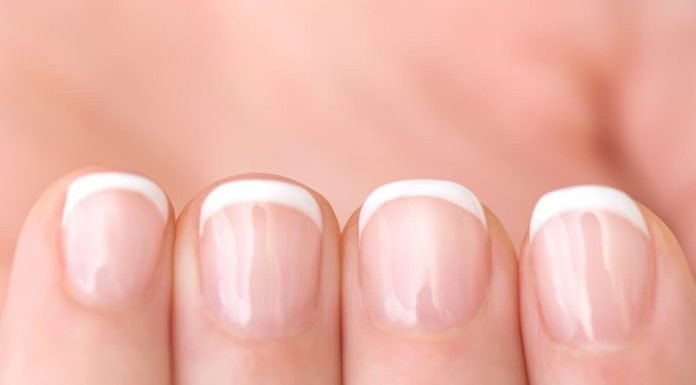 Nail Polish Colour Guide According to Different Skin Tones Nail Polish Colour