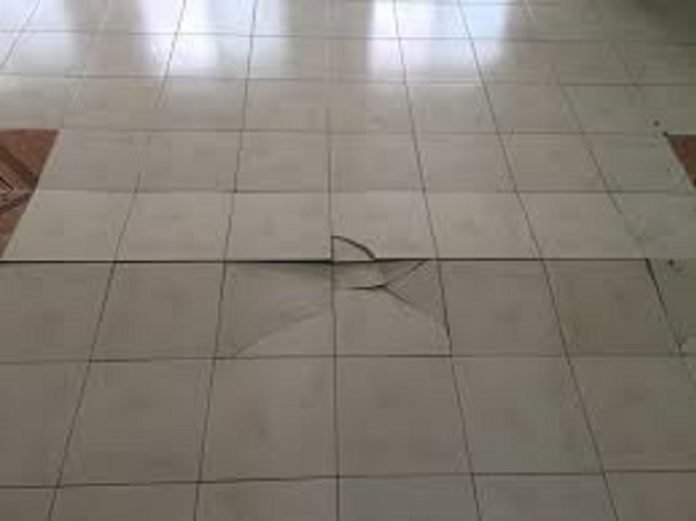 Know About The Main Causes For Tile & Grout Damage From Water