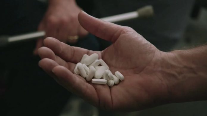 Vicodin: What Is It? Vicodin