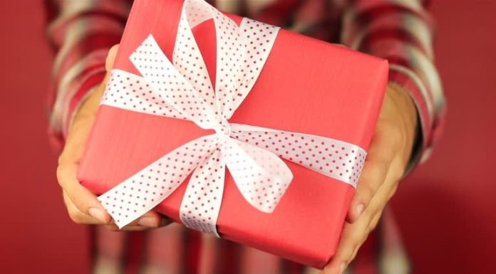 Most Amazing Rakhi Gifts for Your Lovely Siblings Most Amazing Rakhi Gifts for Your Lovely Siblings