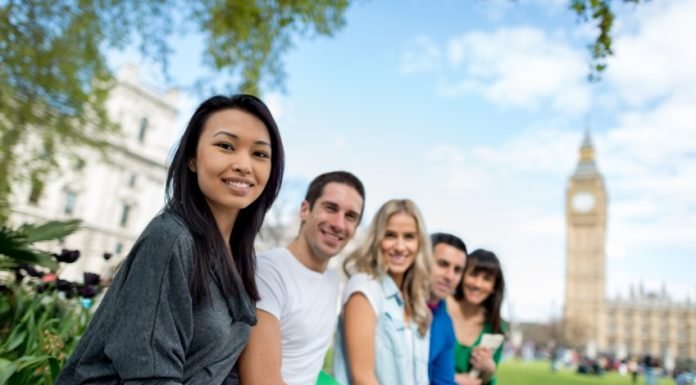 Reasons Behind Choosing a Study abroad Consultant –Make a wise Choice Study abroad Consultant