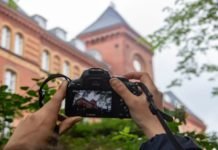 What is the best program for restoring old photos?