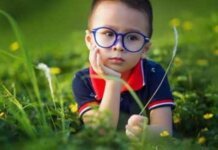 How to Choose Eyeglasses for Vision Correction How to Choose Eyeglasses for Vision Correction