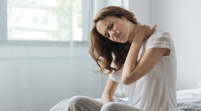 How to Deal with Chronic Neck and Shoulder Pain?
