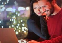 5 Things to Know Before You Buy an Engagement Ring Online 5 Things to Know Before You Buy an Engagement Ring Online