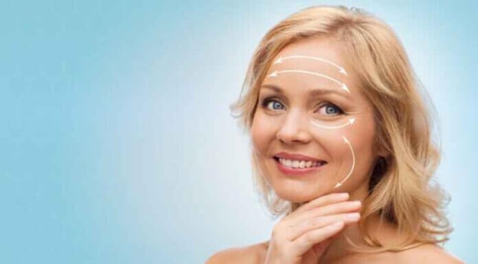 How to Look Younger at 40 and Beyond (Natural and Cosmetic Tips) How to Look Younger at 40 and Beyond