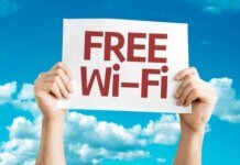 3 Compelling Reasons Your Retail Store Should Offer Free WiFi 3 Compelling Reasons Your Retail Store Should Offer Free WiFi