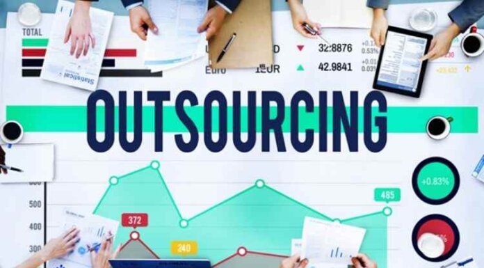 3 Topics to Discuss When Outsourcing Digital Marketing 3 Topics to Discuss When Outsourcing Digital Marketing