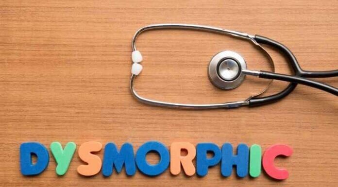 5 Signs Your Teen is Struggling with Body Dysmorphic Disorder Body Dysmorphic