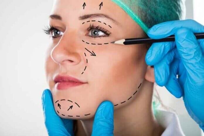 How to Choose a Plastic Surgeon in Your Area