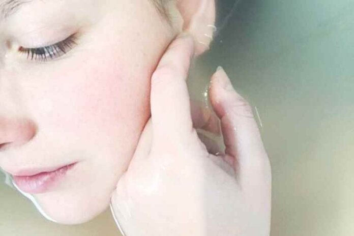 The Top Benefits of Body Waxing