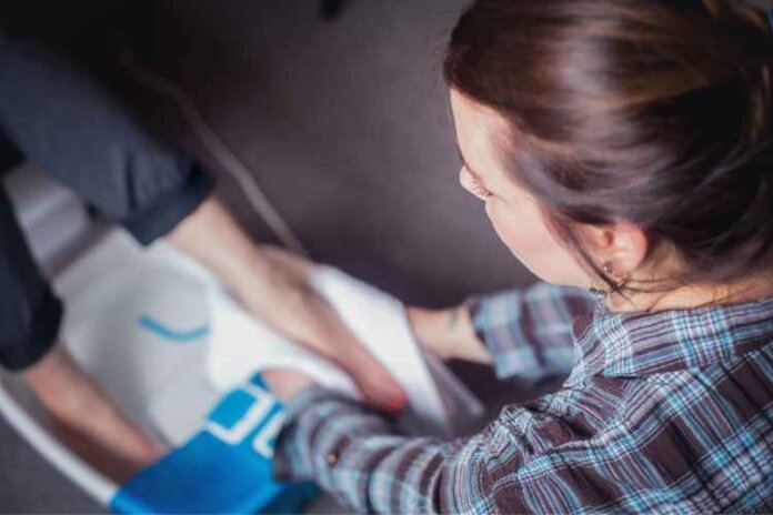 Ways of Choosing the Best Foot Specialist near me in Singapore