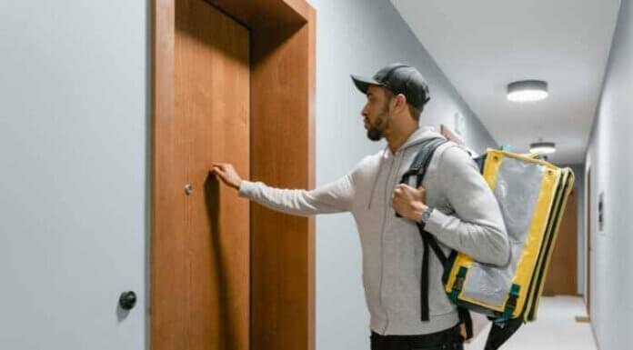 Important benefits of the door to door storage service Important benefits of the door to door storage service