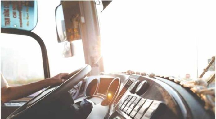 Buying vs Renting a Vacuum Truck: Which Is Better? Buying vs Renting a Vacuum Truck