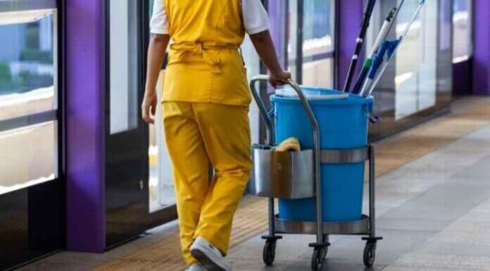 How To Choose The Best Mop Bucket With Wringer For Your Home How To Choose The Best Mop Bucket With Wringer For Your Home