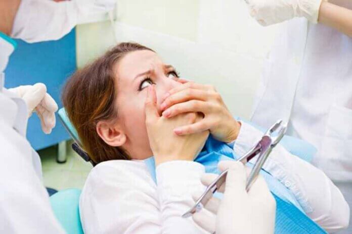 This Is What to Do When Your Child Is Scared of the Dentist