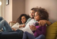 5 Incredible Benefits of Watching TV 5 Incredible Benefits of Watching TV