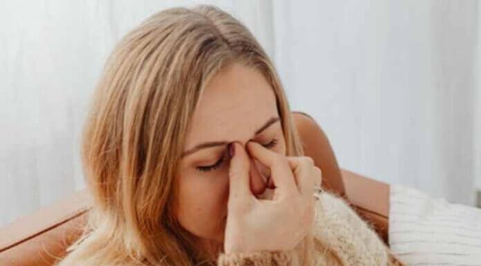 Common Symptoms of Allergic Fungal Sinusitis Common Symptoms of Allergic Fungal Sinusitis