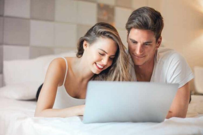 How to Make Your House on Wheels Feel More Like Home