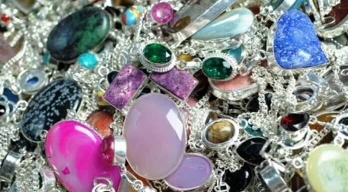 Jewelry Trends That Are Taking Over in 2022 Jewelry Trends That Are Taking Over in 2022