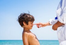 Sunscreen Spray – Using it Safely For Your & Your Family Sunscreen Spray - Using it Safely For Your & Your Family
