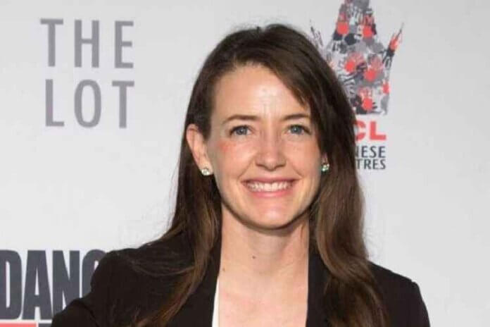 Stephanie Allynne Bio