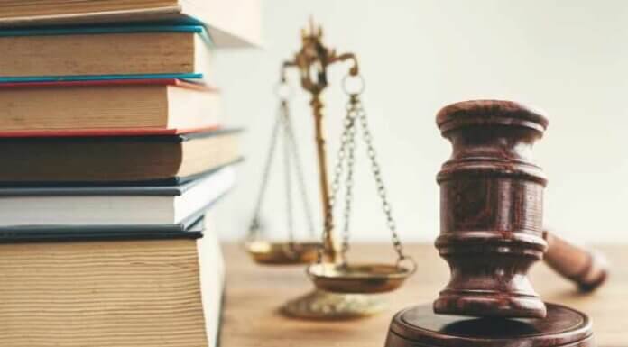 How to choose the right Law Firm for your company? Law Firm