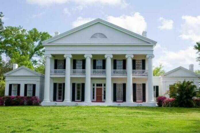 Jennifer Coolidge New Orleans Mansion